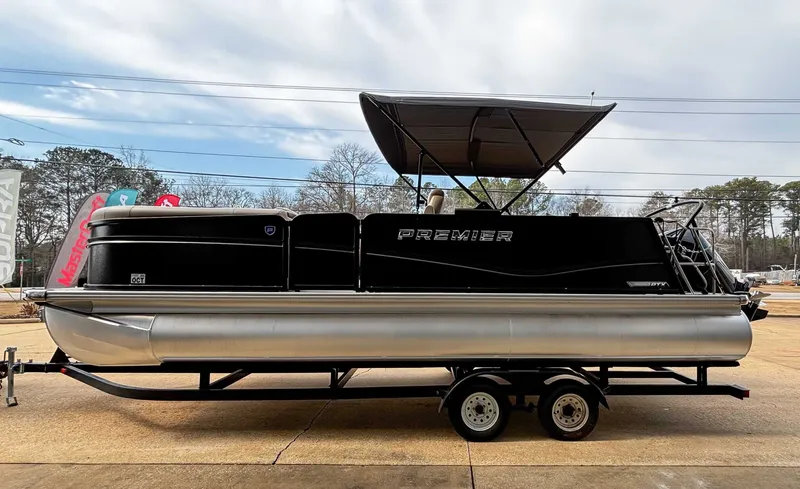 Slide: The Image of Premier 230 Sunsation RL (PTX 28) 2025 - 6