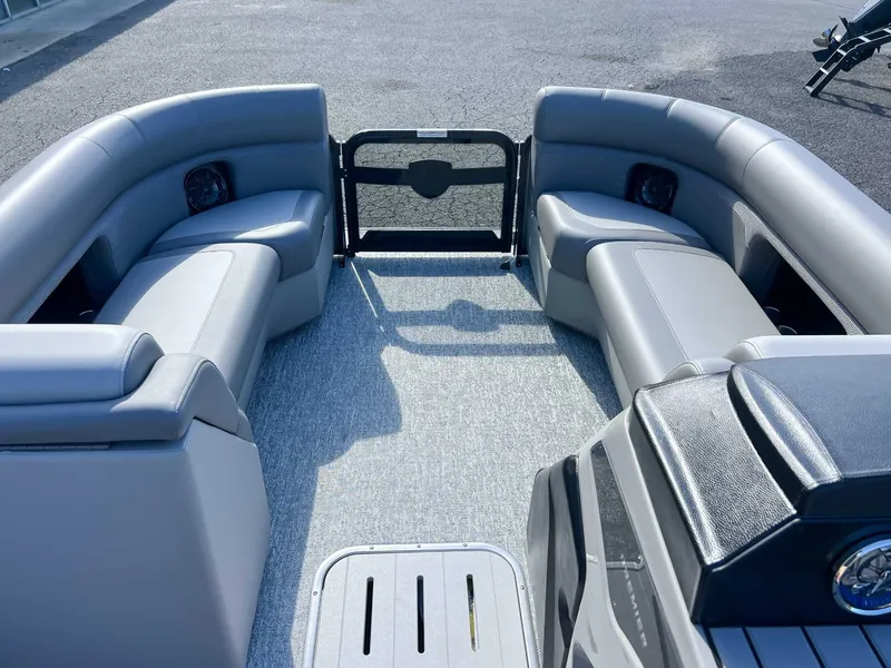 Slide: The Image of Premier Sunsation 230 RF (28 PTX) 2026 - 12