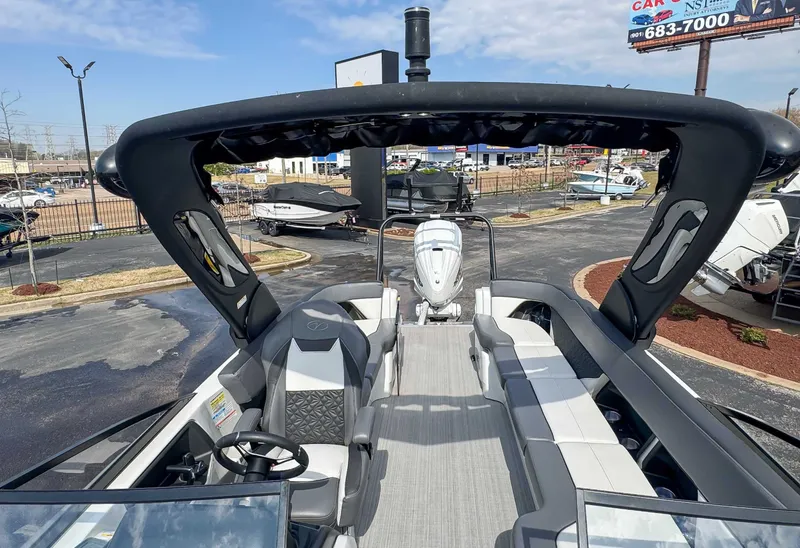 Slide: The Image of Veranda V-ONE 2023 - 14