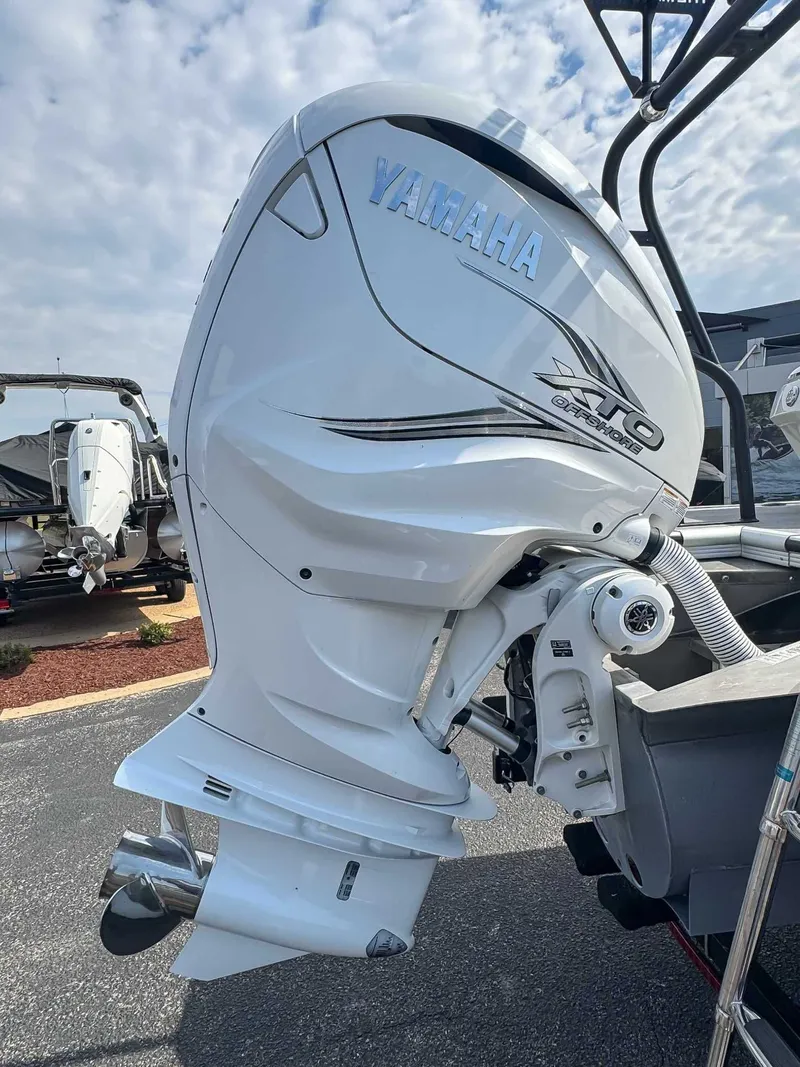 Slide: The Image of Veranda V-ONE 2023 - 20