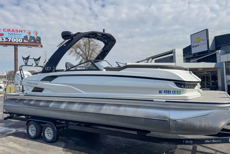 Slide: The Image of Veranda V-ONE 2023 - 3