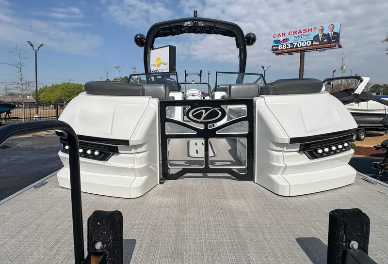 Slide: The Image of Veranda V-ONE 2023 - 4