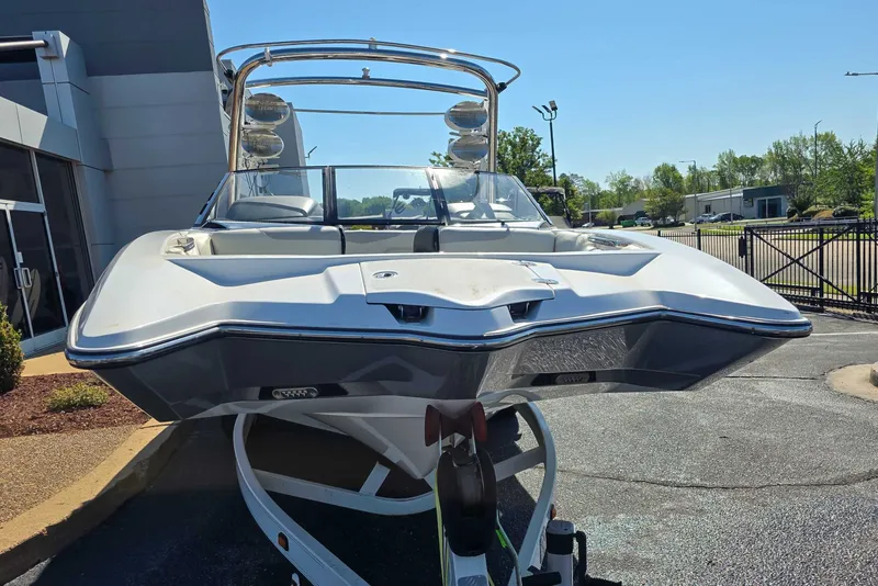 Slide: The Image of Malibu Wakesetter 24 MXZ 2013 - 3