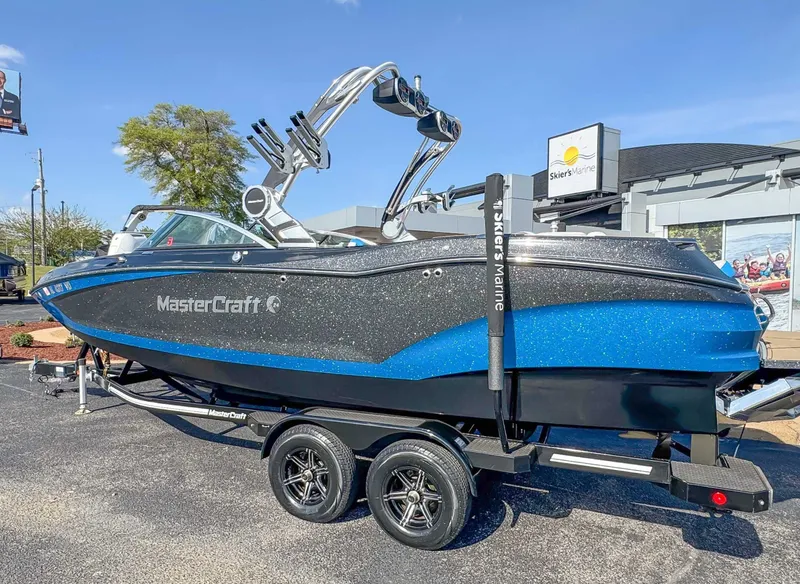 Slide: The Image of MasterCraft X24 2019 - 5