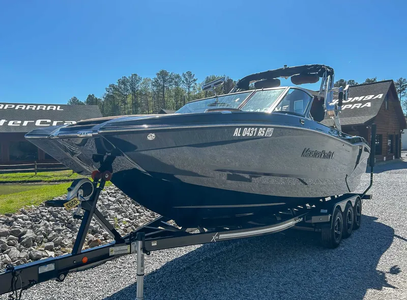 Slide: The Image of MasterCraft X26 2021 - 5