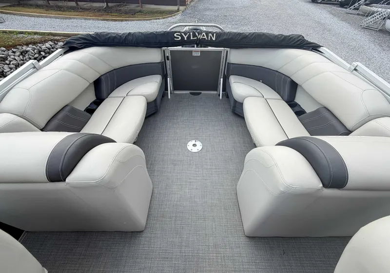 Slide: The Image of Sylvan Mirage 8522 LZ 2023 - 19