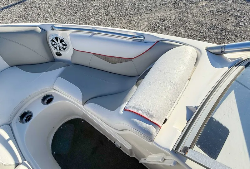 Slide: The Image of Tigé 22V 2006 - 14