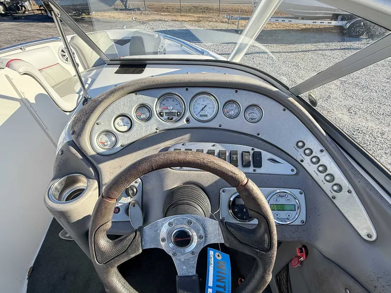 Slide: The Image of Tigé 22V 2006 - 18