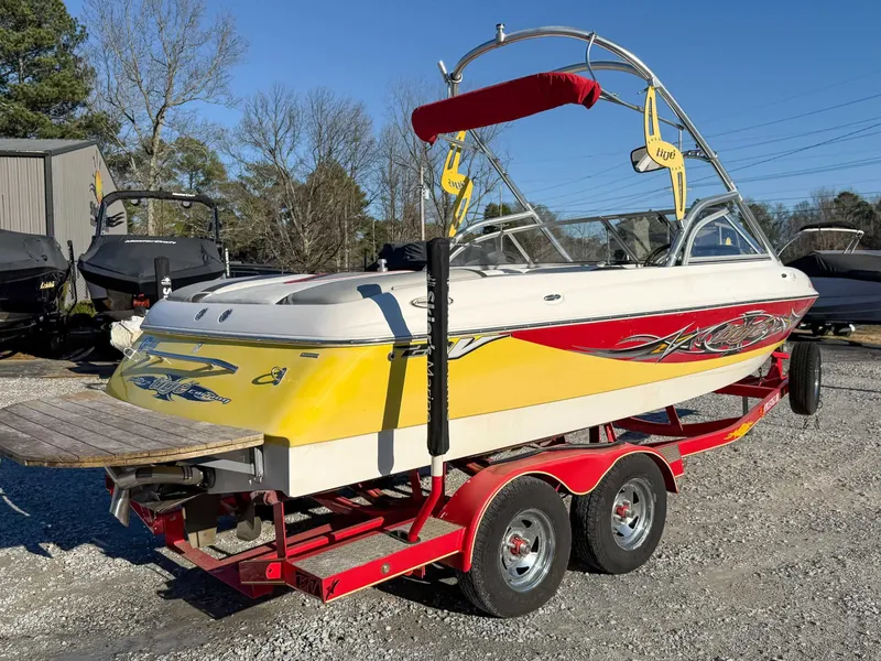 Slide: The Image of Tigé 22V 2006 - 8