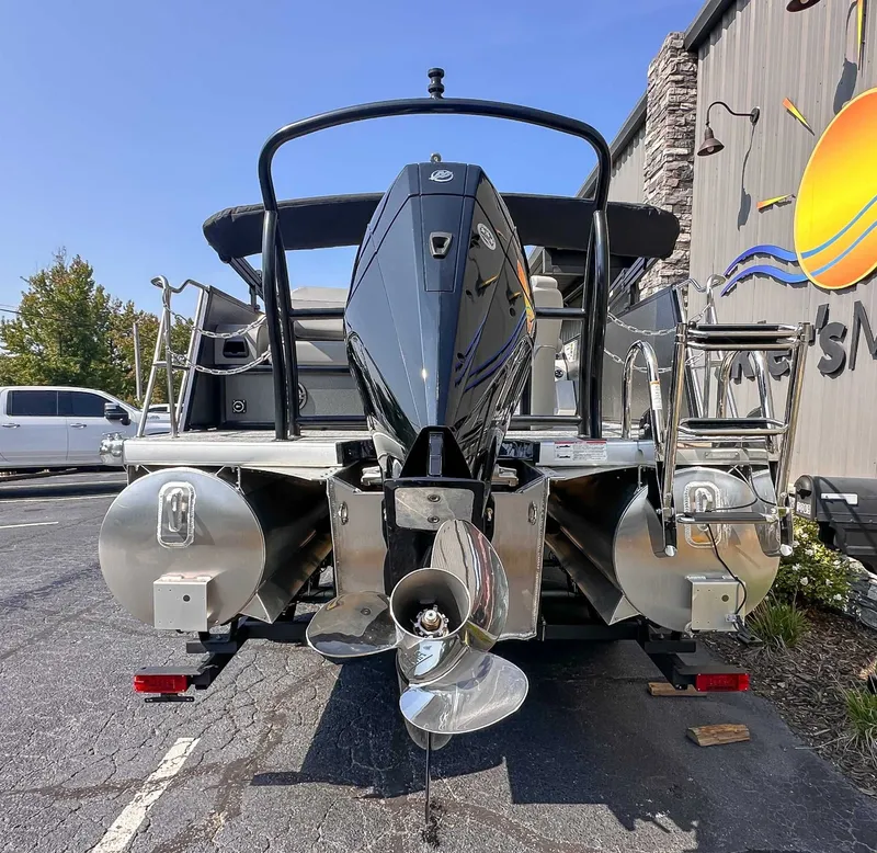 Slide: The Image of Premier 230 Sunsation RL (PTX 28) 2025 - 7