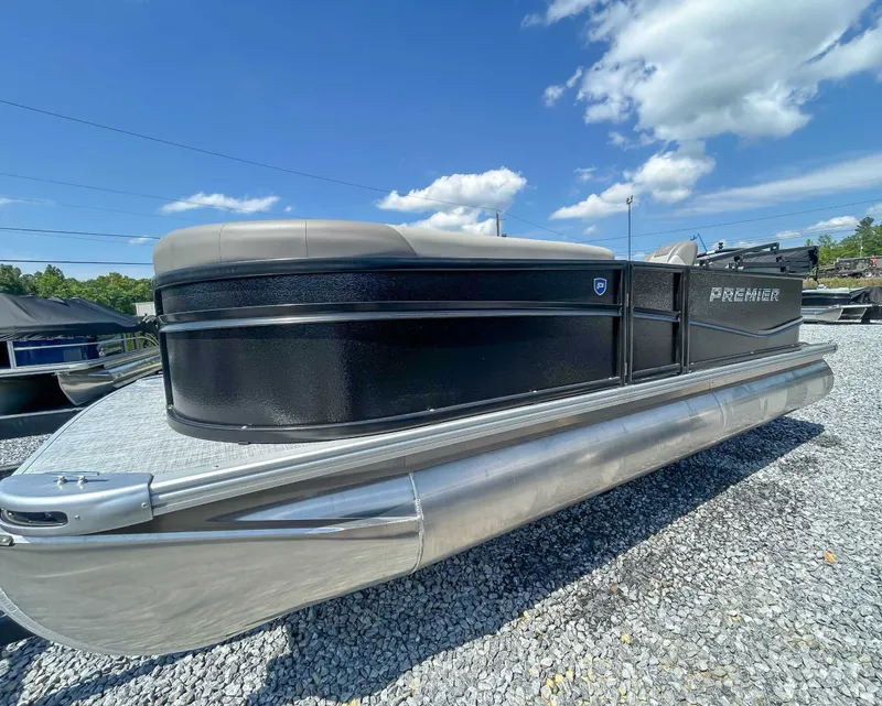 Slide: The Image of Premier 200 Sunscape RF 2025 - 5