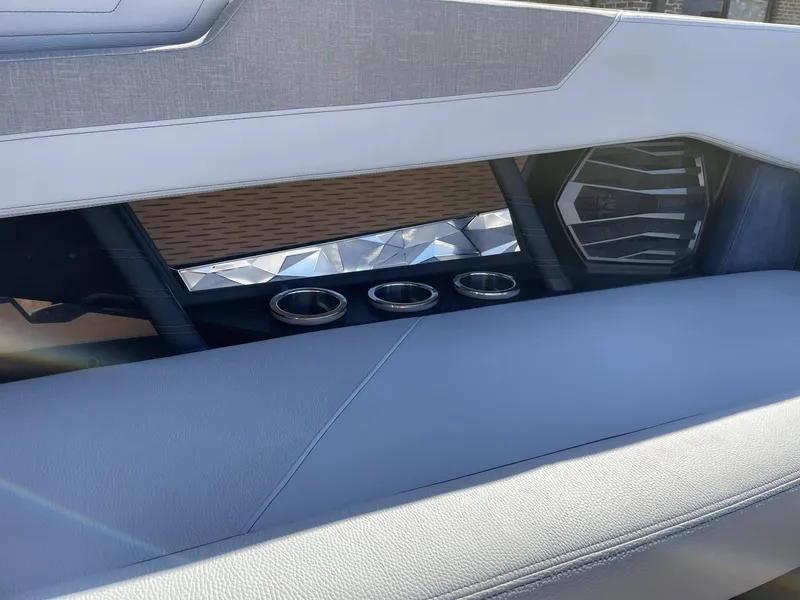 Slide: The Image of Nautique G25 2023 - 27