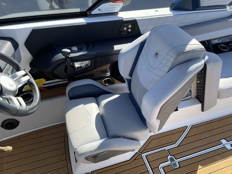 Slide: The Image of Nautique G25 2023 - 31