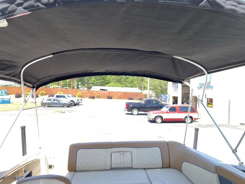 Slide: The Image of Sea Ray 240 Sundeck 2015 - 10