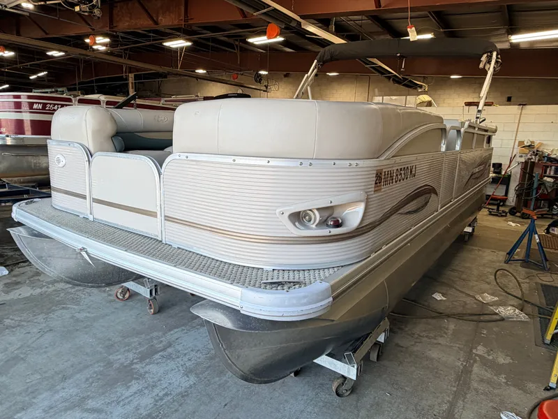 Slide: The Image of Princecraft 20 Versailles Pontoon & 60HP Mercury 4Stroke - $14,995 2007 - 41