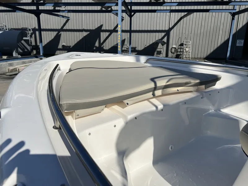 Slide: The Image of Key West Family Sportsman 189FS 2026 - 9