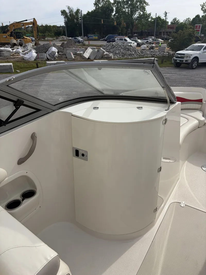 Slide: The Image of Stingray 214 LR 2013 - 11