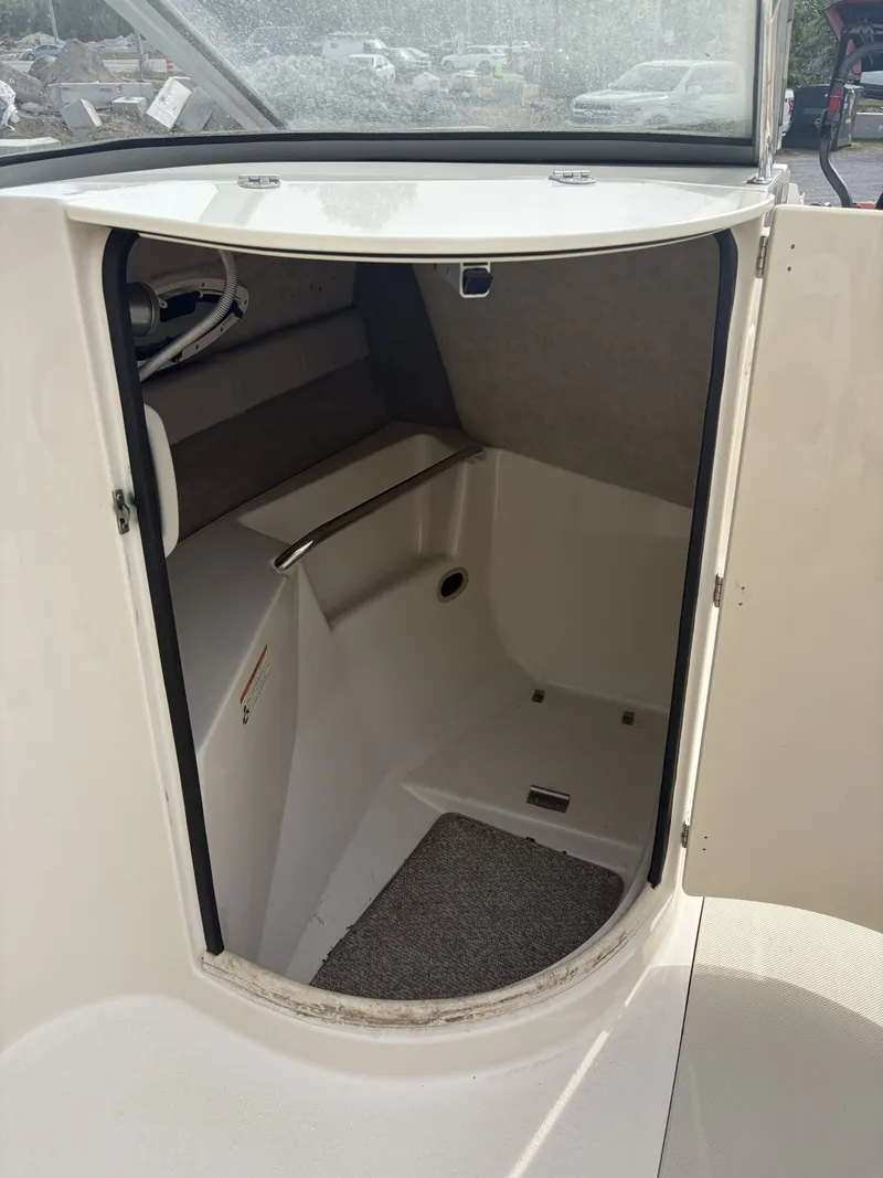 Slide: The Image of Stingray 214 LR 2013 - 12