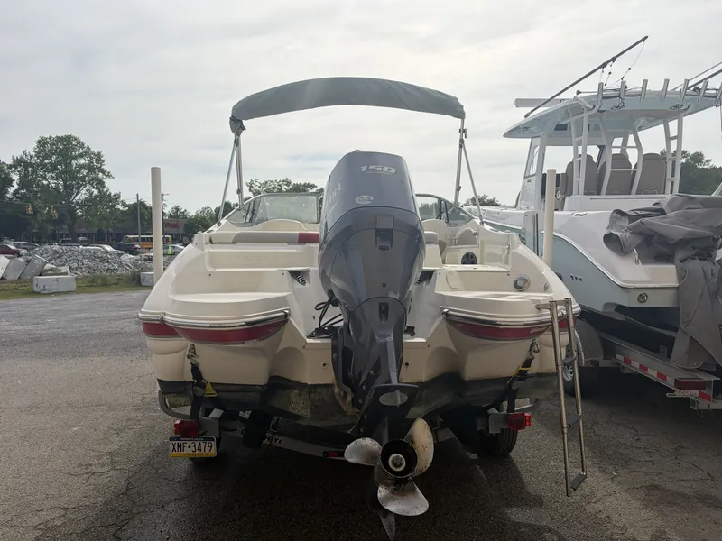 Slide: The Image of Stingray 214 LR 2013 - 3