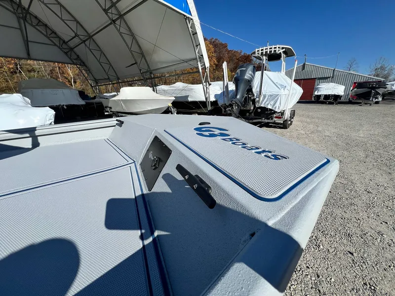 Slide: The Image of G3 Gator Tough 18 CCJ DLX 2025 - 25