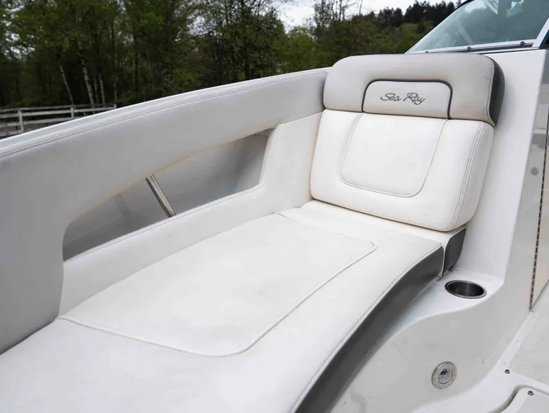 Slide: The Image of Sea Ray 240 Sundeck 2012 - 15