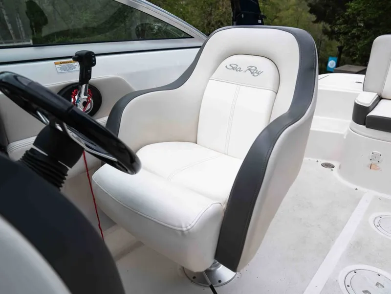 Slide: The Image of Sea Ray 240 Sundeck 2012 - 17