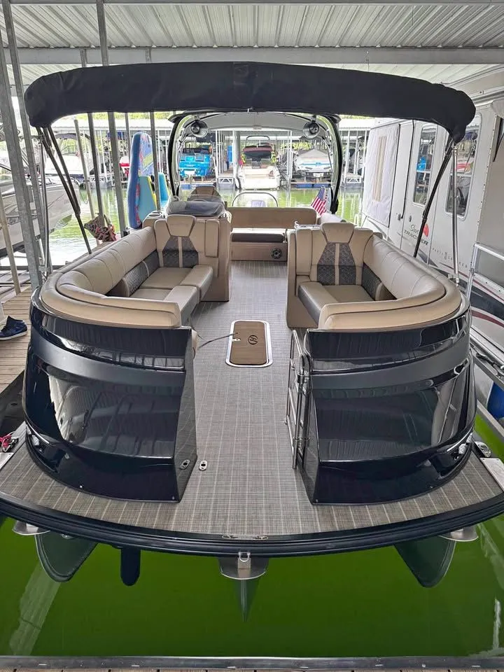 Slide: The Image of Harris 270GM 2023 - 8