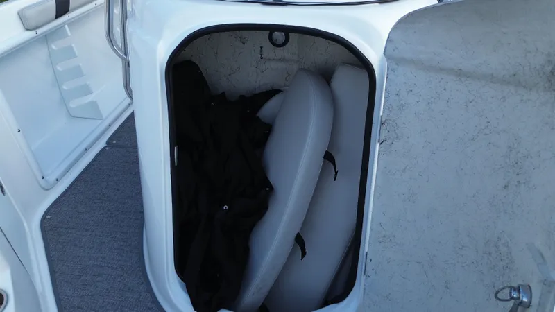 Slide: The Image of Hurricane 231CC 2022 - 16