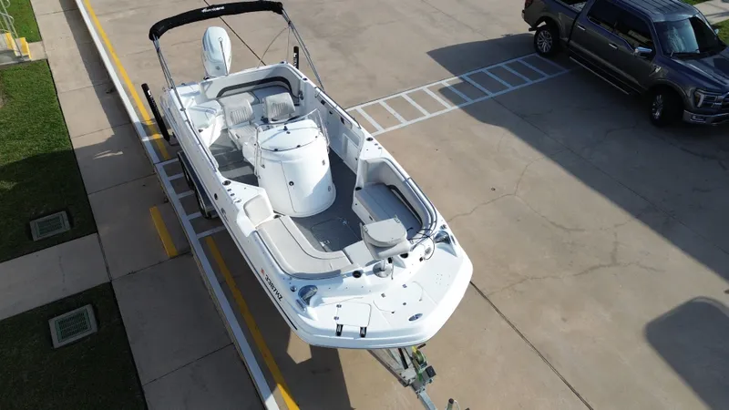 Slide: The Image of Hurricane 231CC 2022 - 24