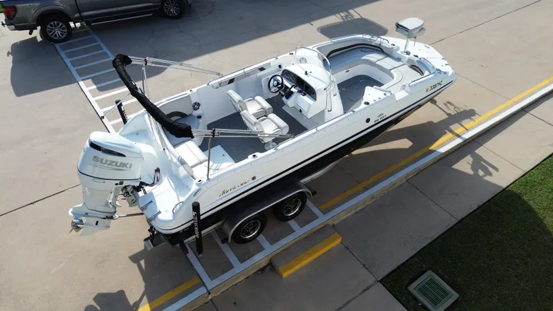 Slide: The Image of Hurricane 231CC 2022 - 8