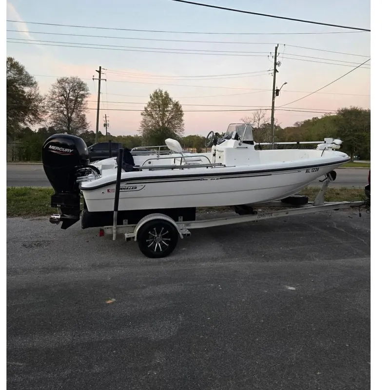 The Image of 2000 Boston Whaler 180 Dauntless - REPOWERED with 2023 Mercury 150! - 0