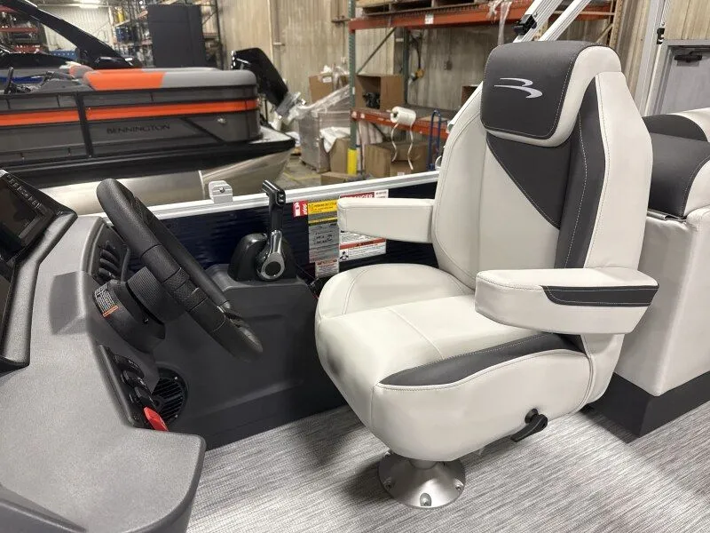 Slide: The Image of Bennington 22SSR S-One 2026 - 15