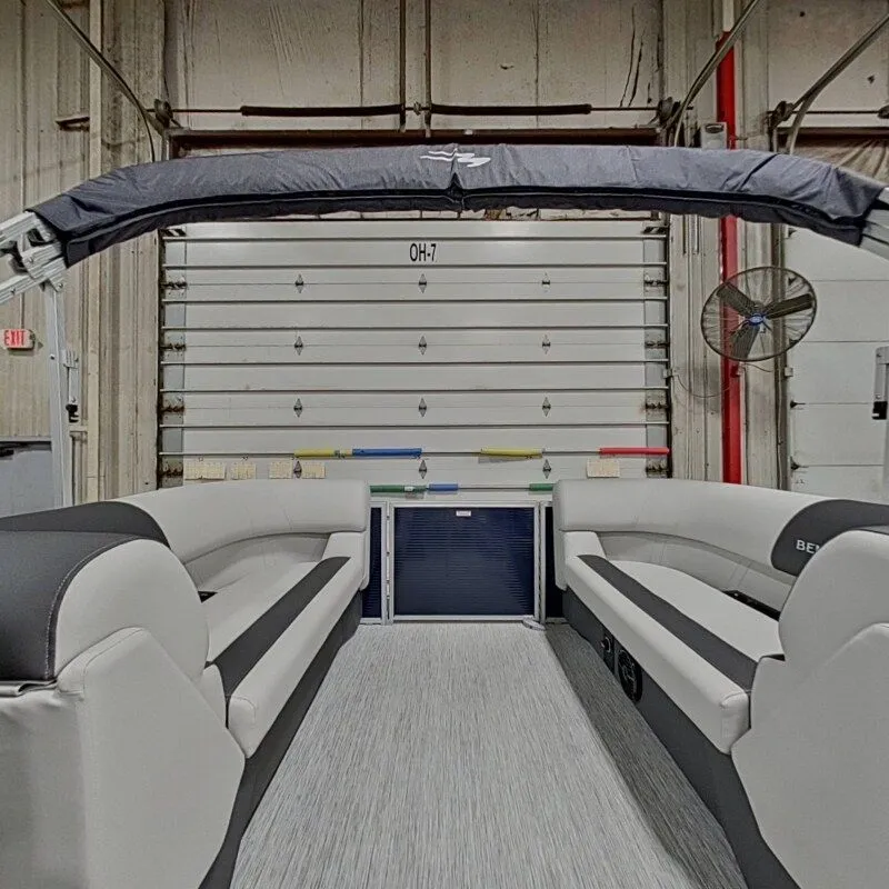 Slide: The Image of Bennington 22SSR S-One 2026 - 19