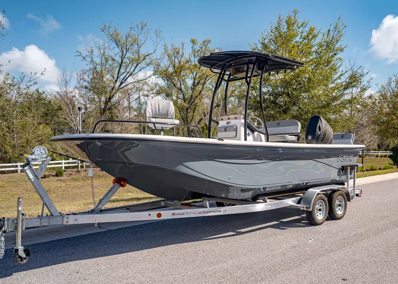 The Image of Carolina 21 LS 2026 - 1