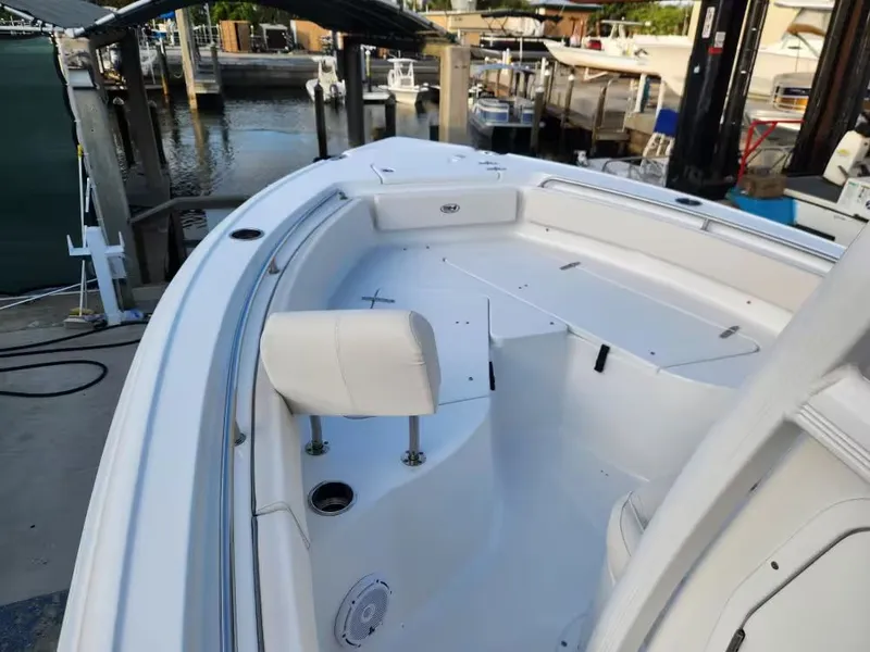 Slide: The Image of Sea Hunt Ultra 234 2024 - 13