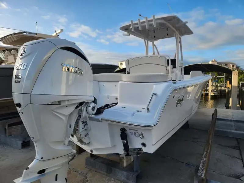 Slide: The Image of Sea Hunt Ultra 234 2024 - 4