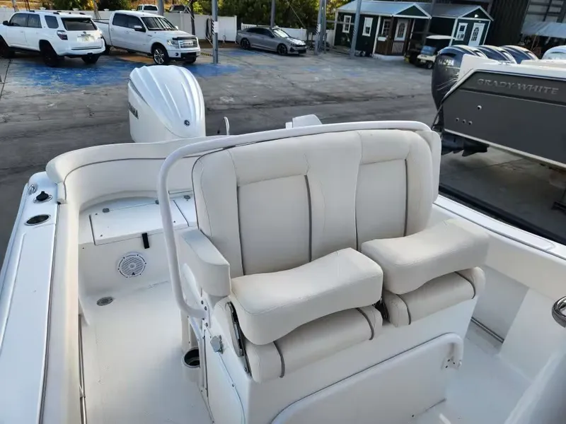 Slide: The Image of Sea Hunt Ultra 234 2024 - 7