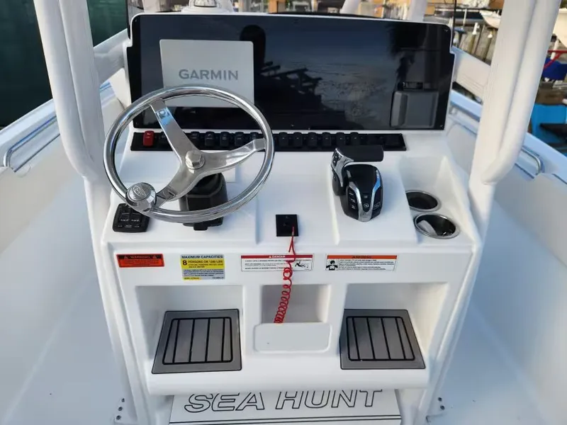 Slide: The Image of Sea Hunt Ultra 234 2024 - 8