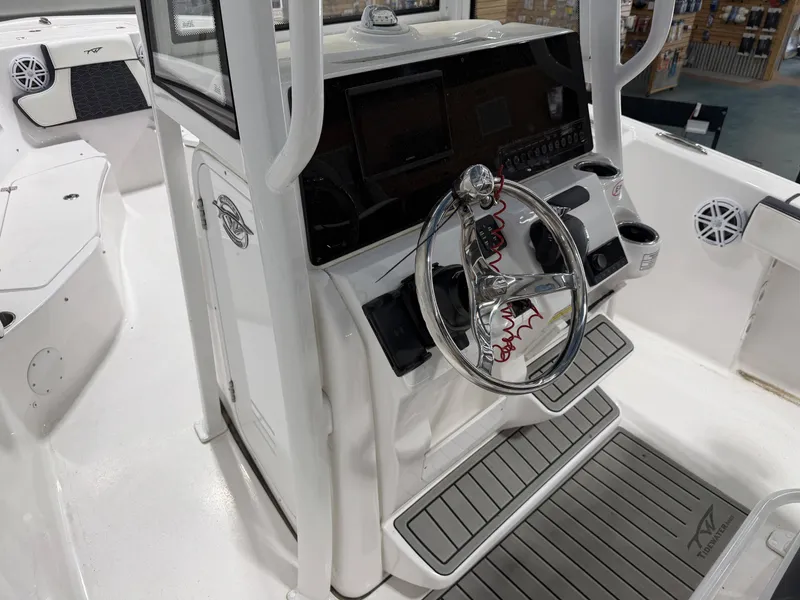 Slide: The Image of Tidewater 220 LXF 2026 - 17