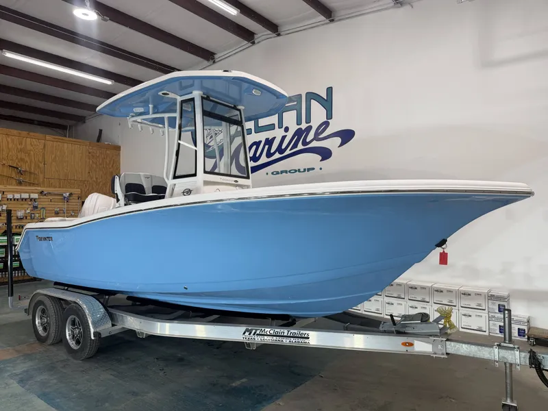 Slide: The Image of Tidewater 220 LXF 2026 - 9