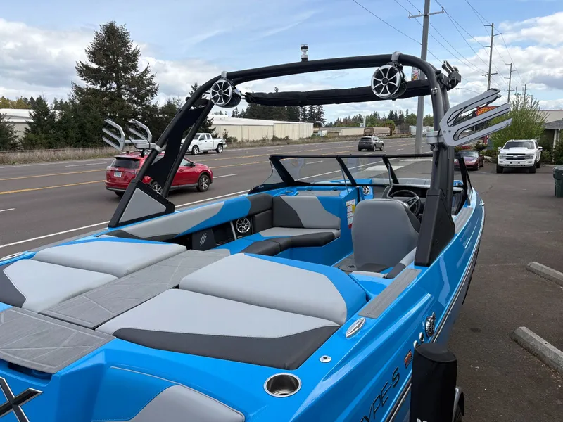 Slide: The Image of ATX 22 Type-S 2021 - 8