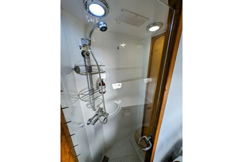 Slide: The Image of Shower area in 1990 Neptunus Sedan 148 yacht with modern fixtures. - 36