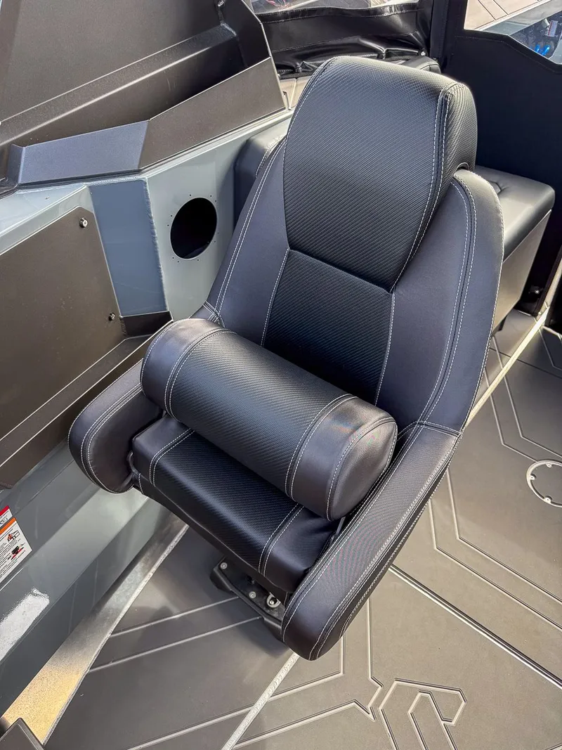 Slide: The Image of Stabi-Craft 2050 Treker 2026 - 14