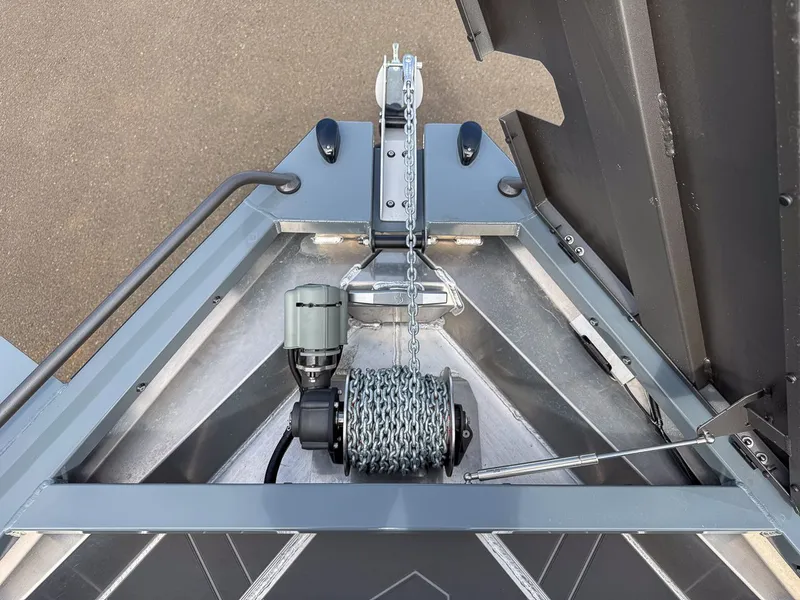 Slide: The Image of Stabi-Craft 2050 Treker 2026 - 8