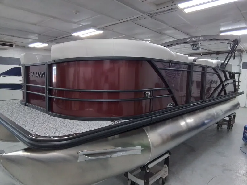 The Image of Sylvan Mirage X3 CLZ 2026 - 1