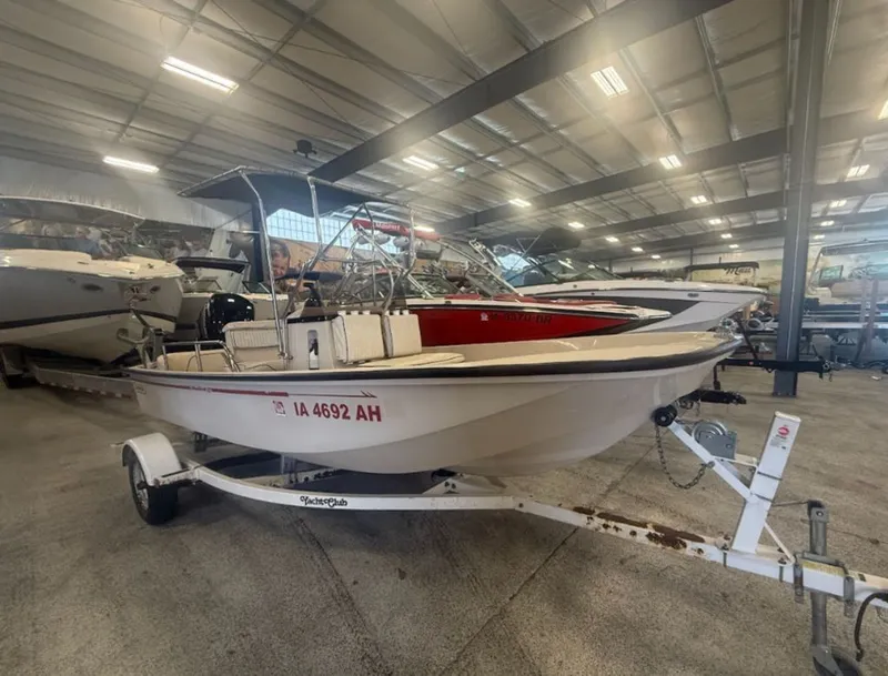 The Image of Boston Whaler 170 Montauk 1994 - 0