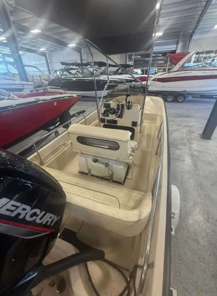 Slide: The Image of Boston Whaler 170 Montauk 1994 - 3