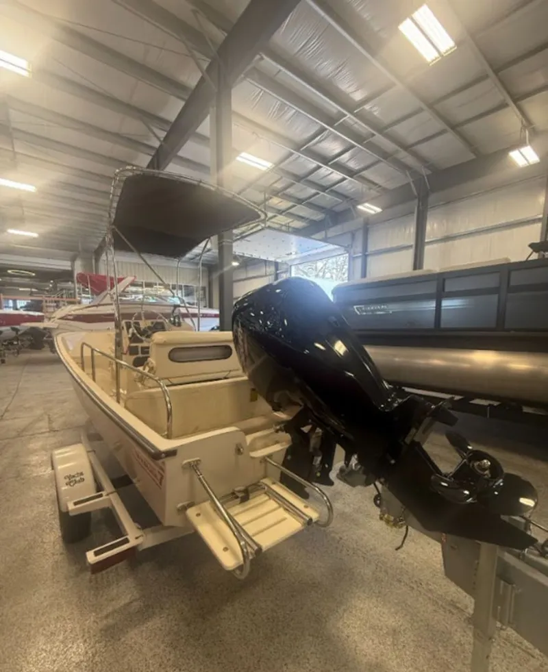 Slide: The Image of Boston Whaler 170 Montauk 1994 - 4