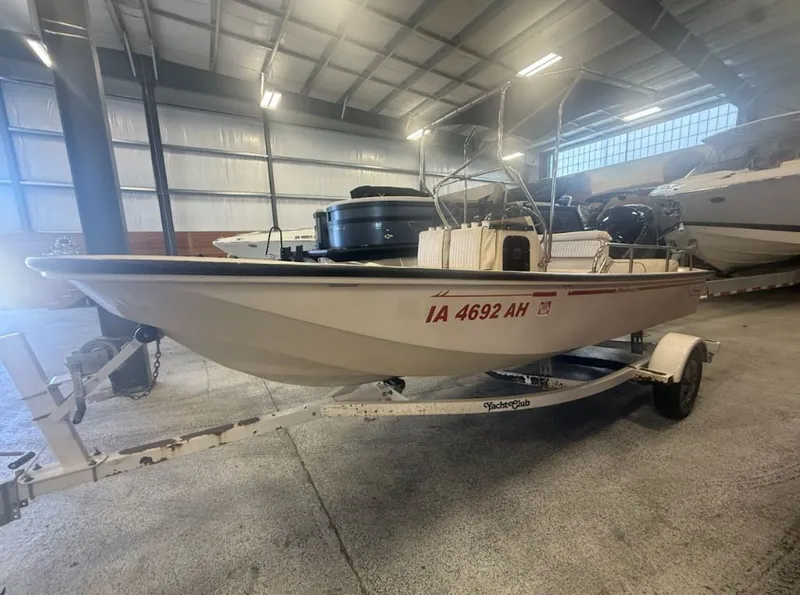 Slide: The Image of Boston Whaler 170 Montauk 1994 - 9