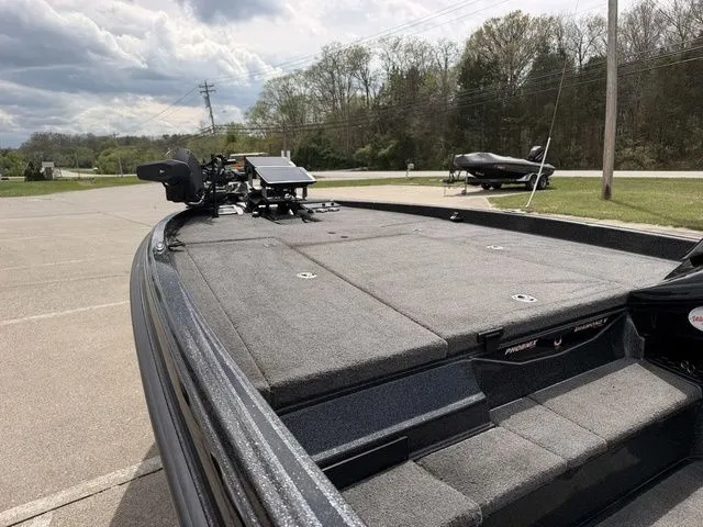 Slide: The Image of Phoenix Bass Boat 721 ZXL 2025 - 13